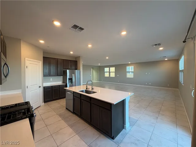 $3,500 | 2617 Gallarate Drive, Henderson, NV 89044