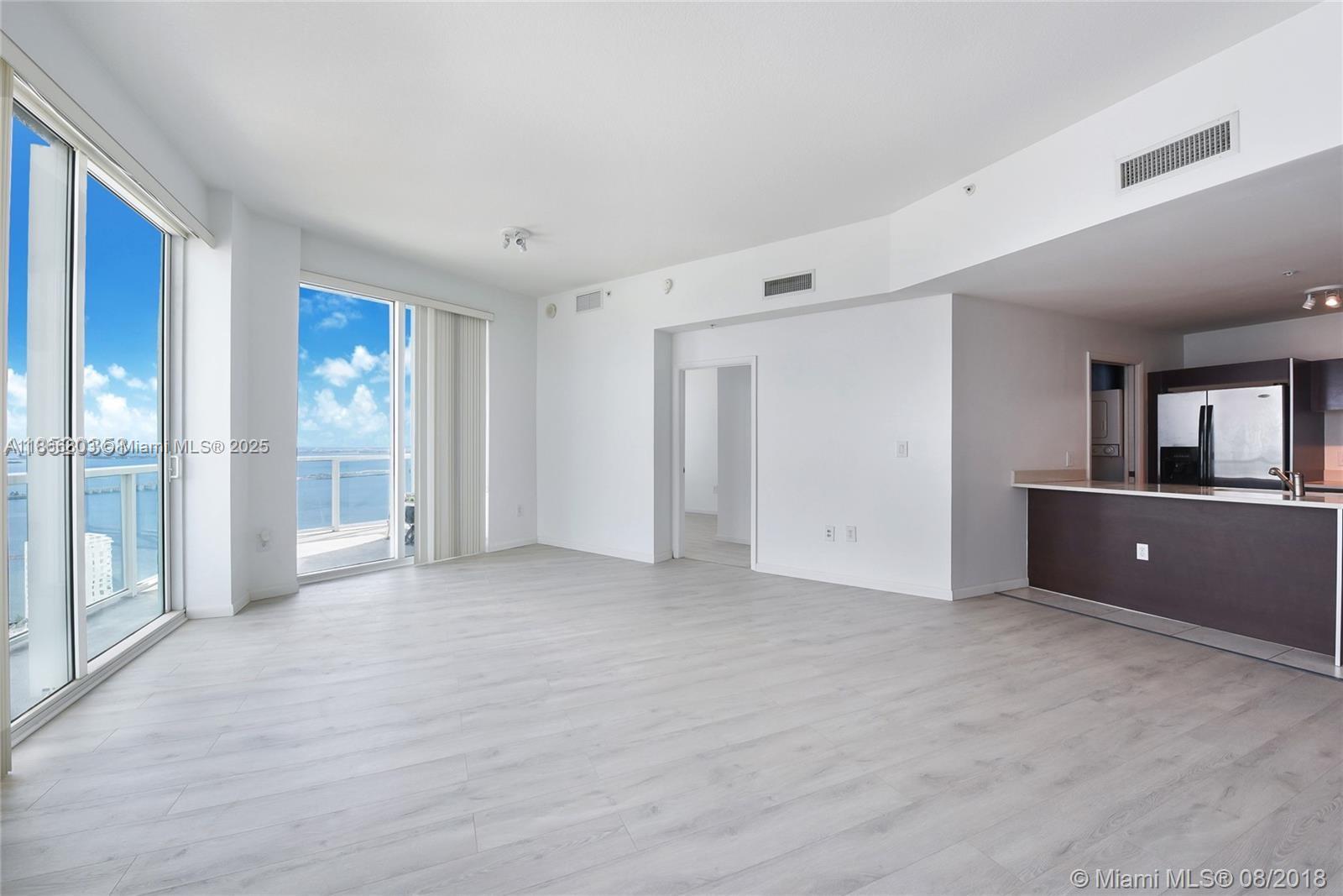 1900 North Bayshore Drive, Unit 4112 Miami, FL 33132 - Photo 10 of 20 a view of livingroom with furniture