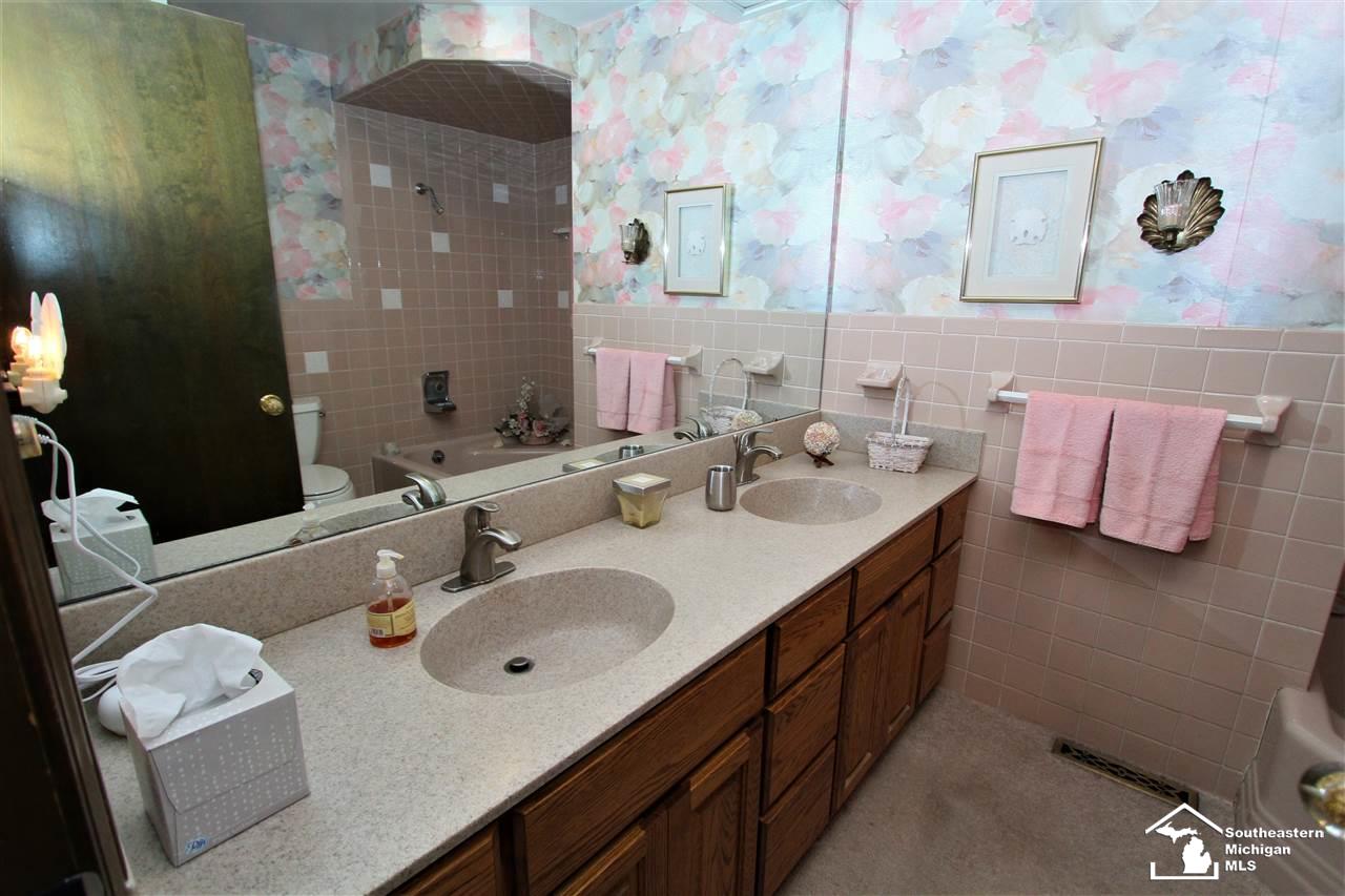 753 Ruff Drive Monroe, MI 48162 - Photo 31 of 40