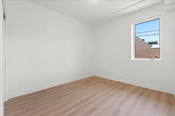 $4,435 | 1801 West Grand Avenue, Unit 401, Chicago, IL 60622