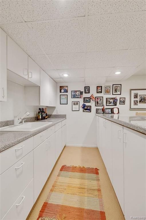 5531 Lane Lake Road Bloomfield Hills, MI 48302 - Photo 33 of 40
