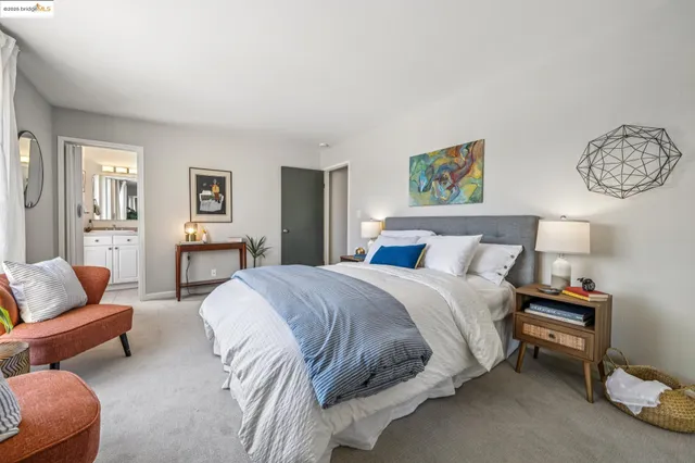 $669,000 | 466 Crescent Street, Unit 401, Oakland, CA 94610