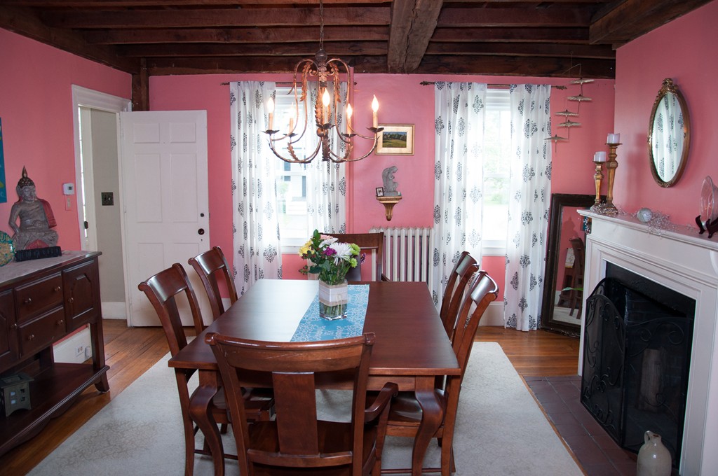 38 Salem Street Wakefield, MA 01880 - Photo 2 of 16