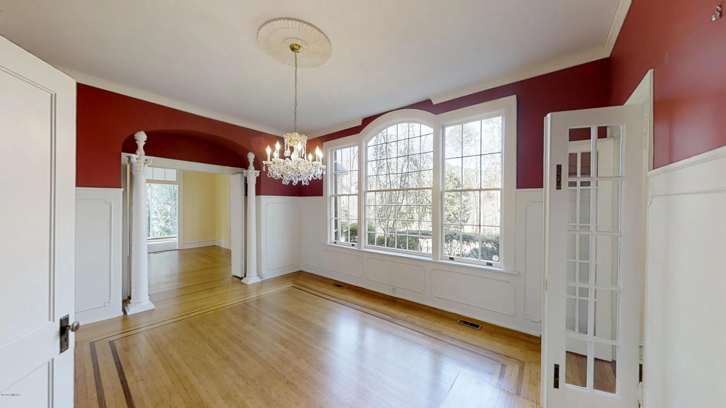 1173 Oakcliff Road Macon, GA 31211 - Photo 13 of 63 7