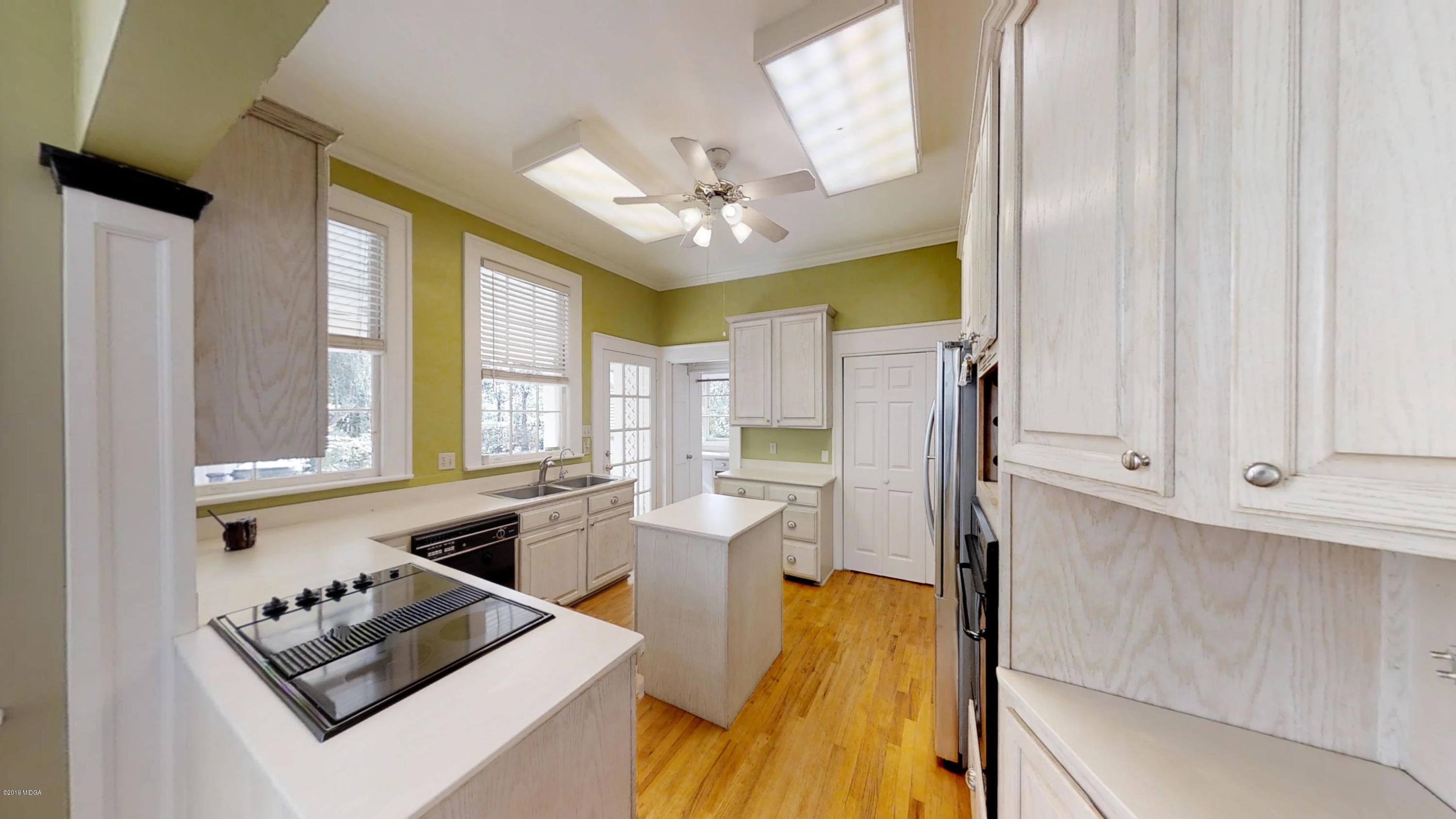 1173 Oakcliff Road Macon, GA 31211 - Photo 19 of 63 13