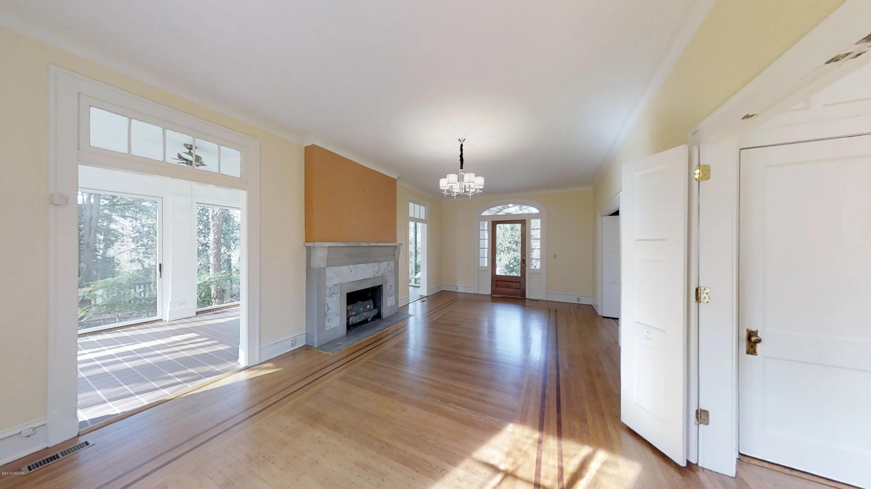 1173 Oakcliff Road Macon, GA 31211 - Photo 10 of 63 4