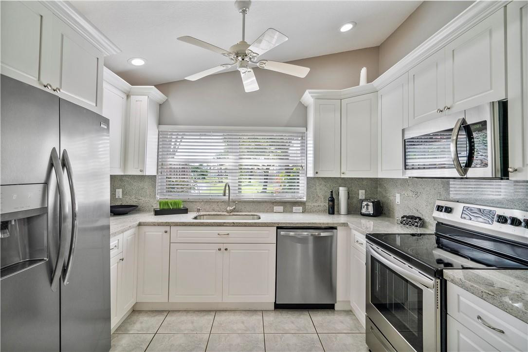 8878 Harrods Drive Boca Raton, FL 33433 - Photo 6 of 33 Photo 6