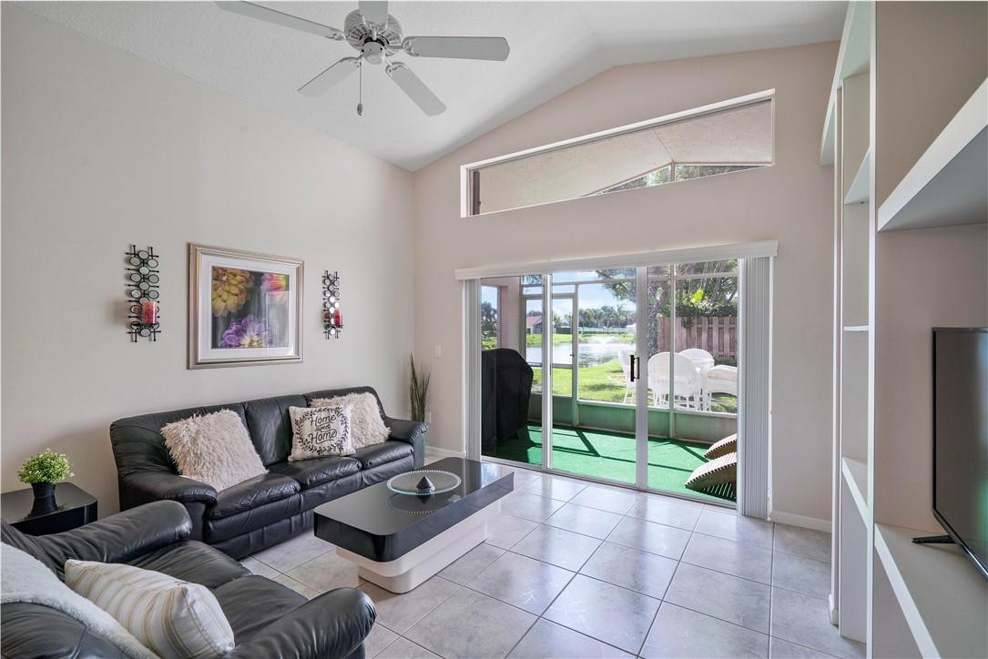8878 Harrods Drive Boca Raton, FL 33433 - Photo 9 of 33 Photo 9