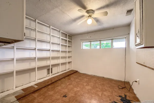 $1,950 | 7733 Dry Canyon Trail, Live Oak, TX 78233