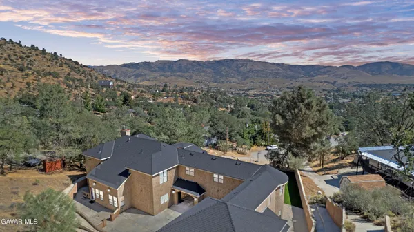 $775,000 | 21824 Sunnybrook Drive, Tehachapi, CA 93561