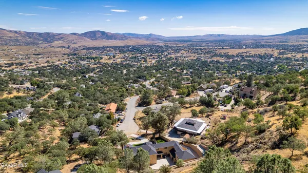 $775,000 | 21824 Sunnybrook Drive, Tehachapi, CA 93561