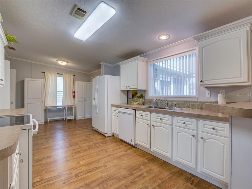 4106 Greenbluff Road, Unit 824 Zellwood, FL 32798 - Photo 11 of 48