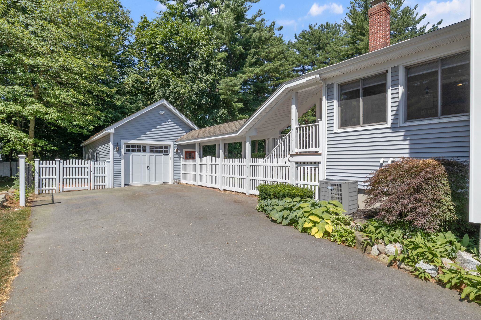 183 Winnacunnet Road Hampton, NH 03842 - Photo 4 of 28
