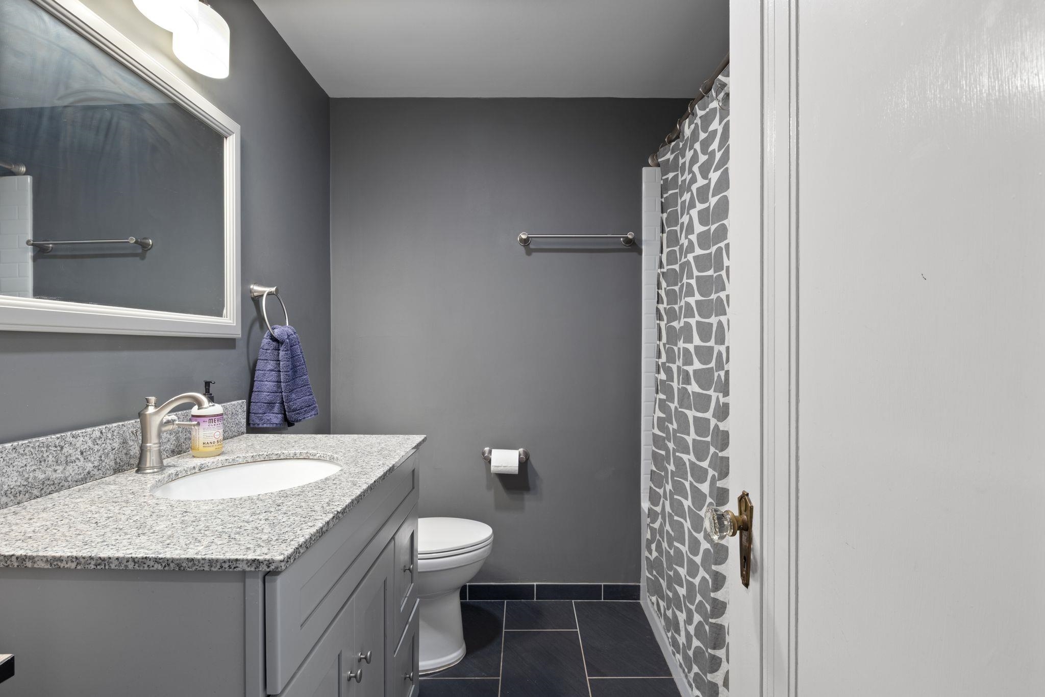 183 Winnacunnet Road Hampton, NH 03842 - Photo 10 of 28