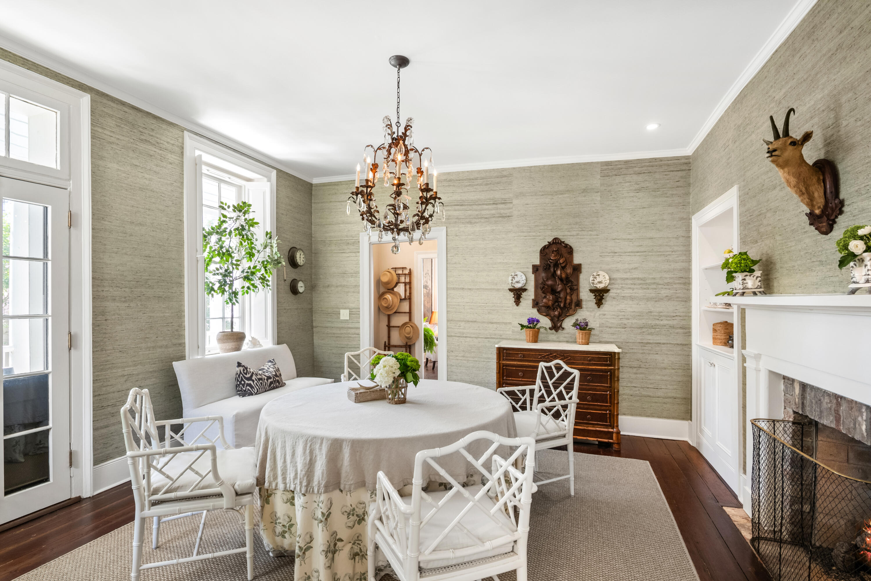 34 Anson Street Charleston, SC 29401 - Photo 16 of 45 BELINDA_34 ANSON ST_TRIPP SMITH PHOTOGRA