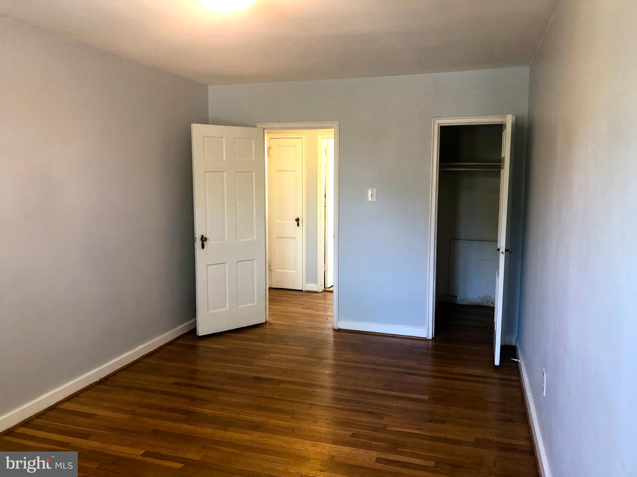 5 East Glebe Road, Unit C Alexandria, VA 22305 - Photo 9 of 26 Master BEdroom