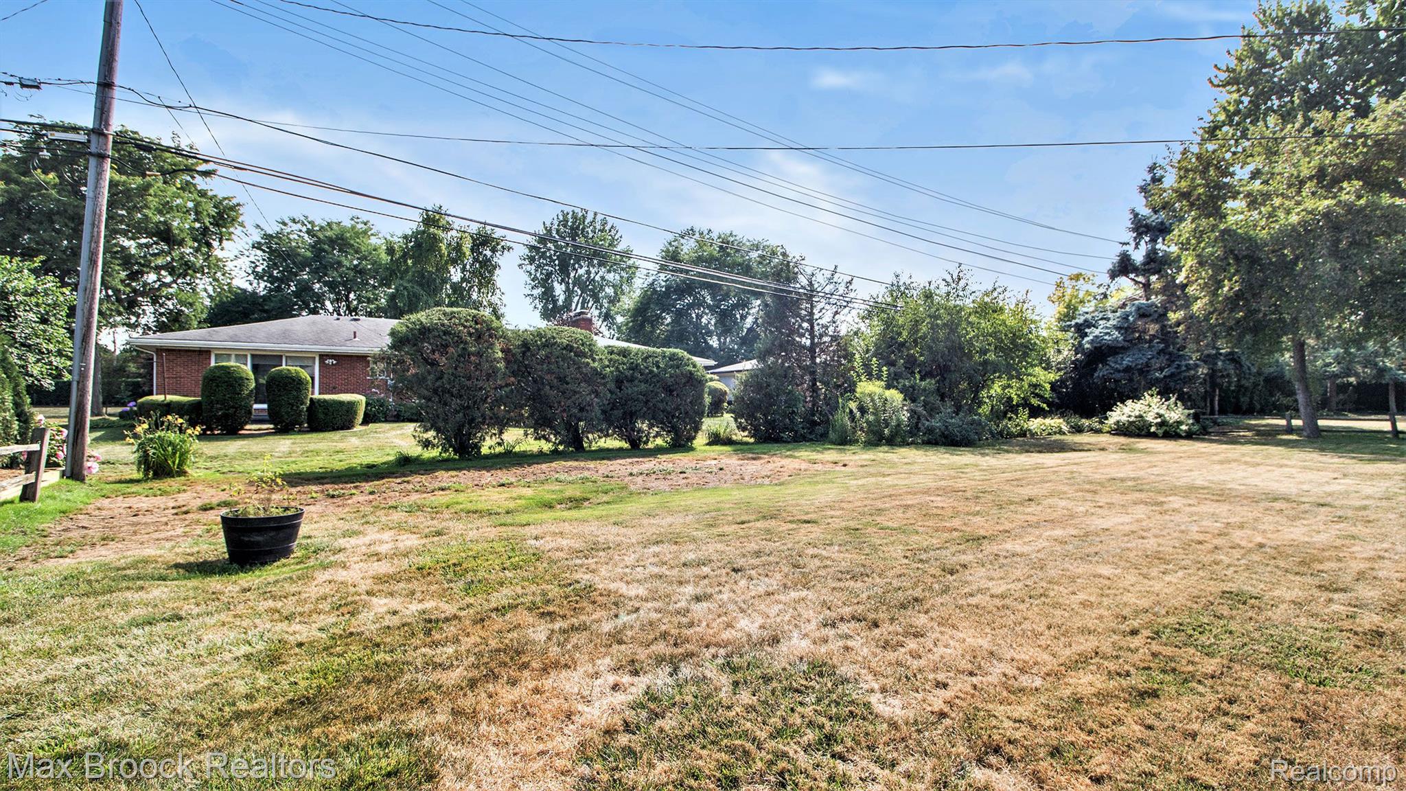 21 Willison Road Grosse Pointe, MI 48236 - Photo 34 of 35 Gallery Image 34