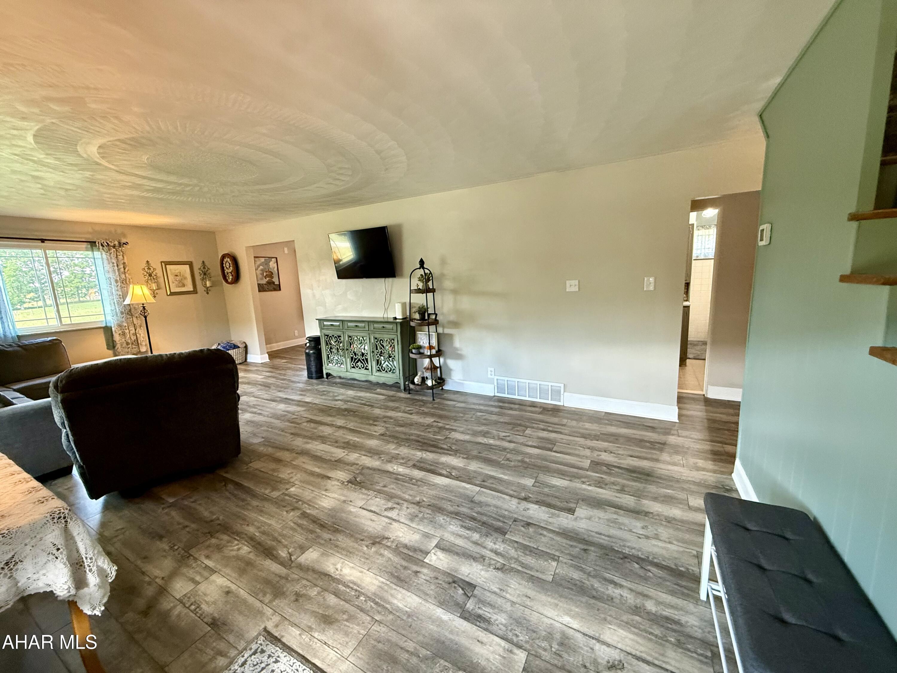 2348 Raystown Road Everett, PA 15537 - Photo 7 of 79