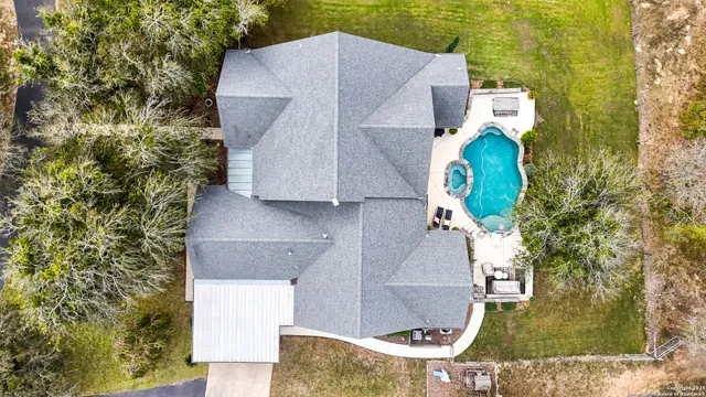 $721,000 | 226 Broken Arrow, Floresville, TX 78114