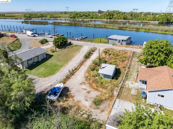 $255,000 | 2400 Dutch Slough Road, Oakley, CA 94561