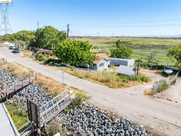 $255,000 | 2400 Dutch Slough Road, Oakley, CA 94561