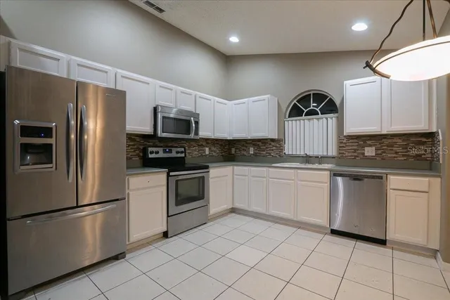 $1,200 | 8084 Santee Drive, Kissimmee, FL 34747