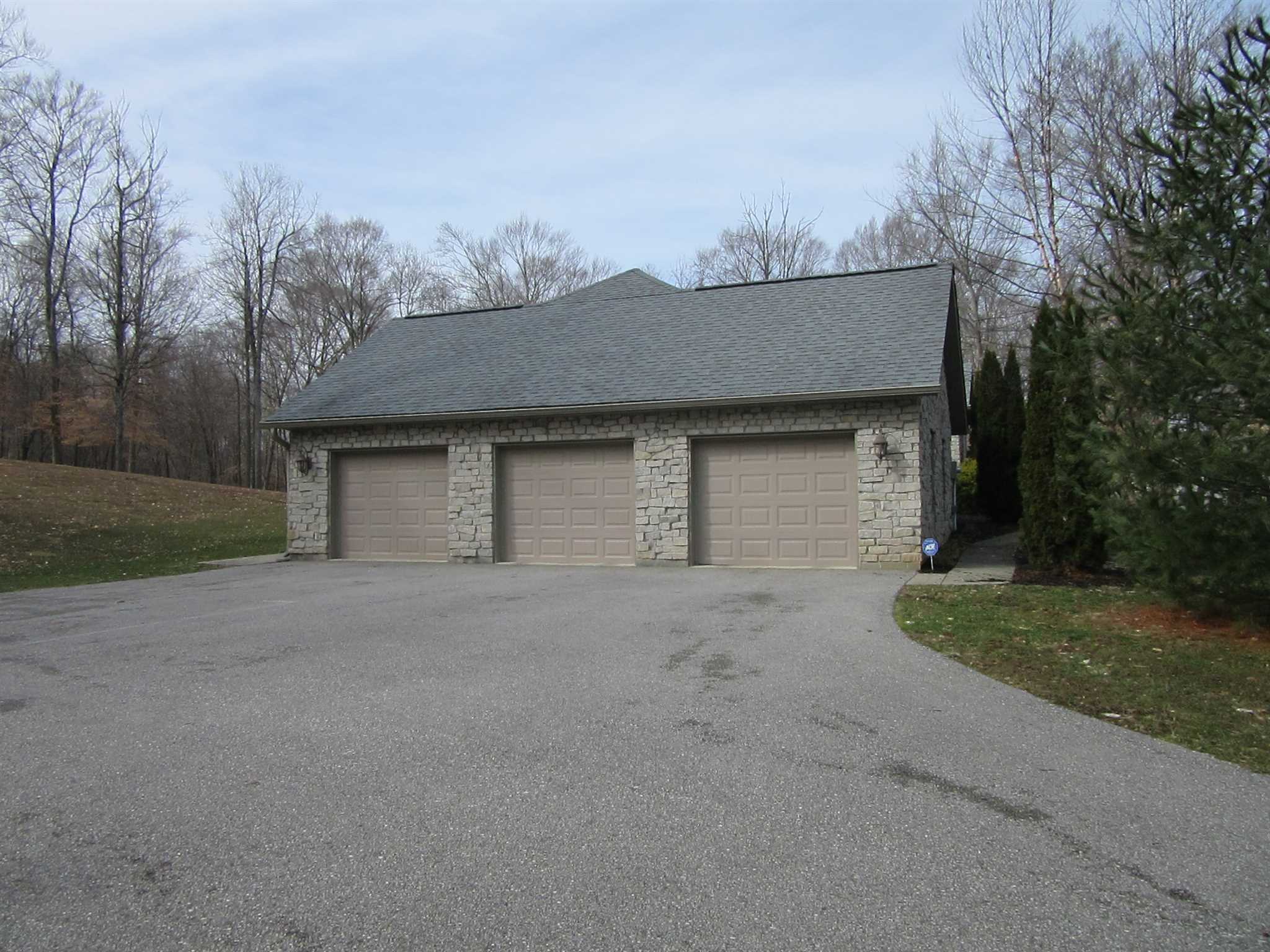 5348 Sand Pit Road Bedford, IN 47421 - Photo 2 of 4