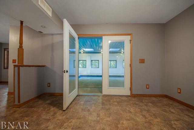 25621 Longview Road Hopedale, IL 61747 - Photo 5 of 36