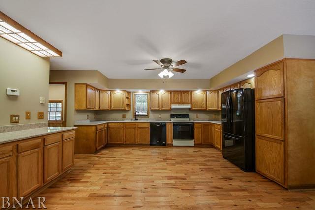 25621 Longview Road Hopedale, IL 61747 - Photo 7 of 36