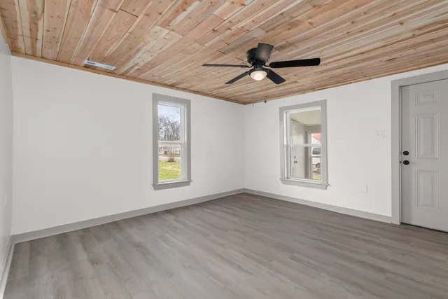 $1,150 | 504 5th Street, Lawrenceburg, TN 38464