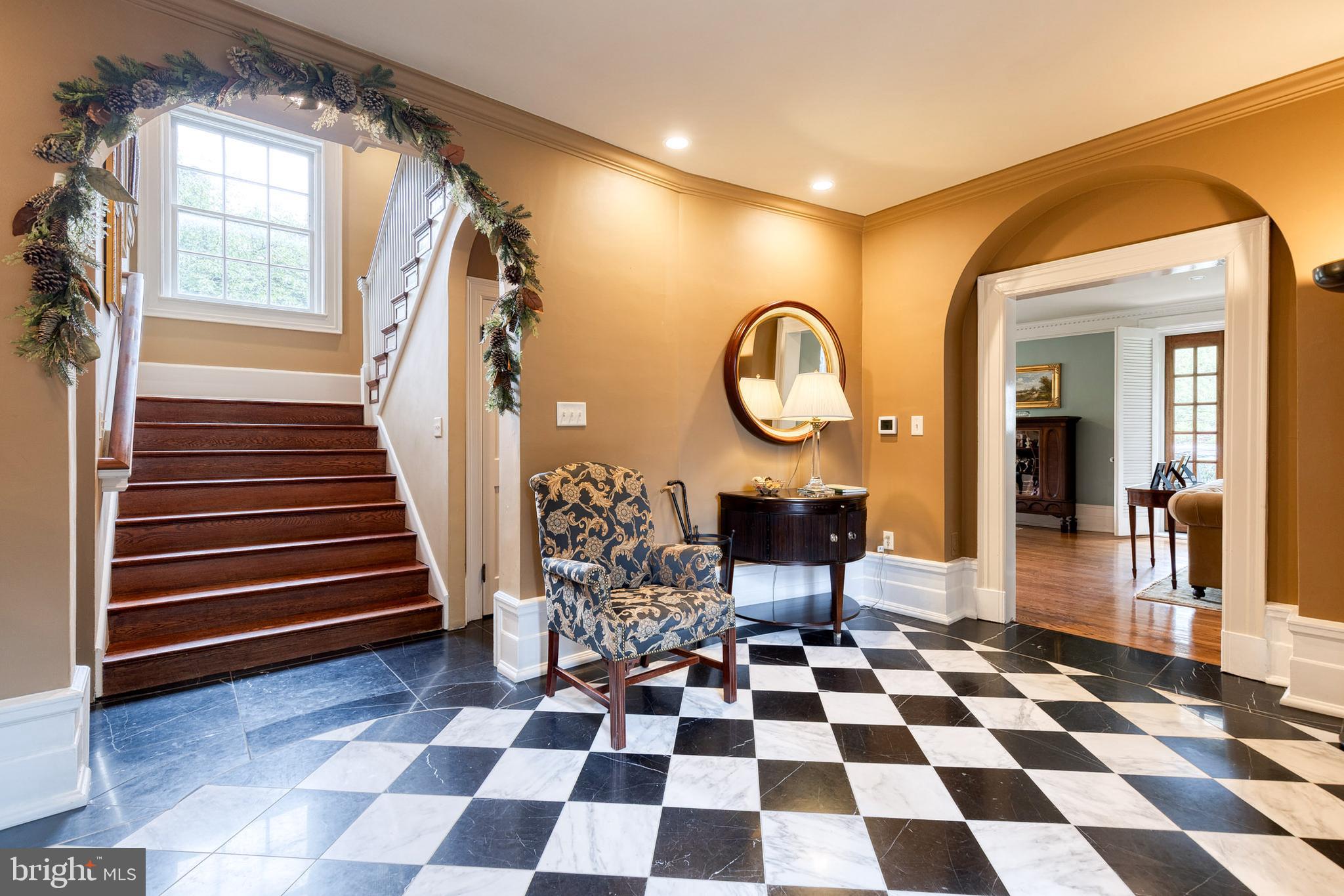 501 Somerset Road Baltimore, MD 21210 - Photo 3 of 48 Gallery Image 3