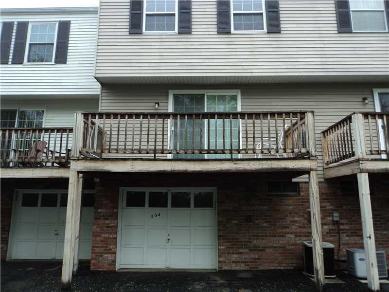 904 Countryside Drive McKees Rocks, PA 15136 - Photo 2 of 7 Patio/Deck.