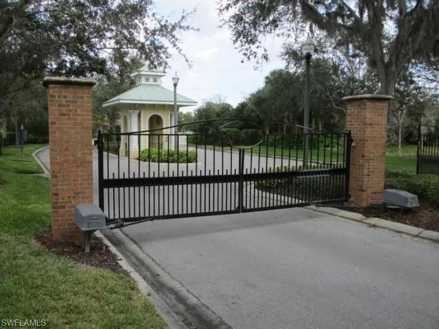a sign that is on the side of a building