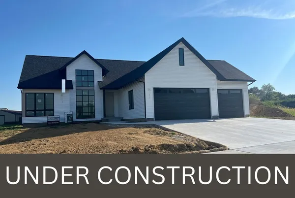 $709,900 | 6 Viola Drive, Bettendorf, IA 52722