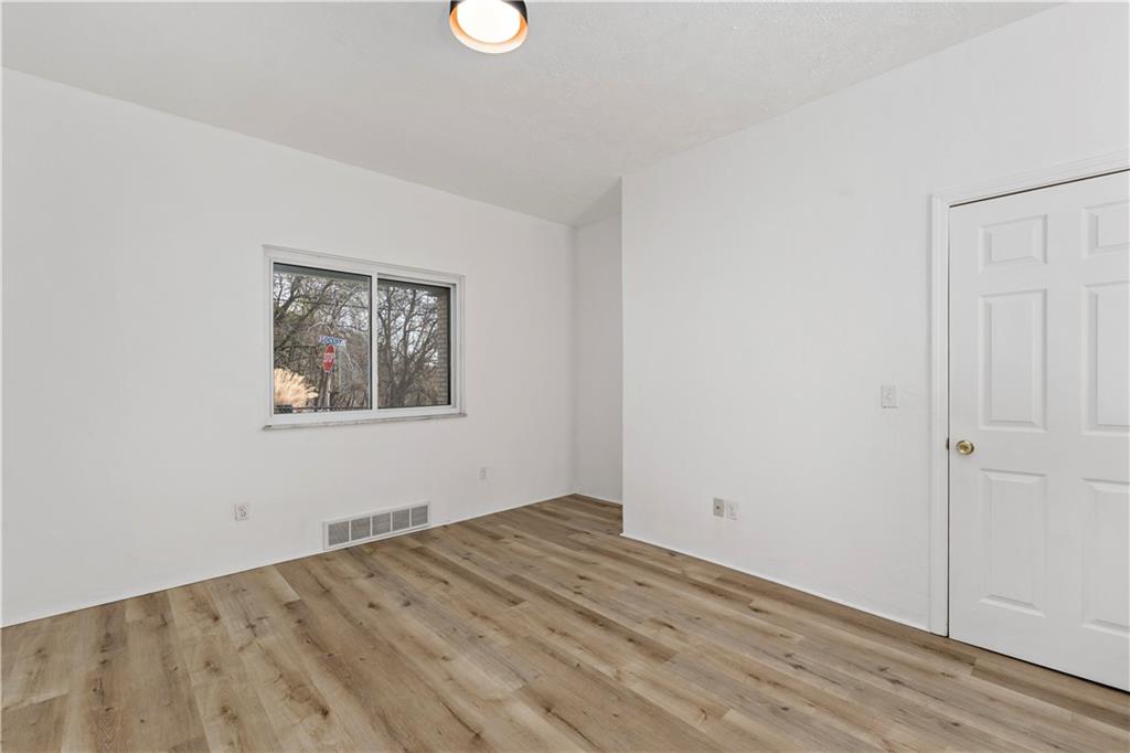 58 Locust Street McKees Rocks, PA 15136 - Photo 9 of 37 an empty room with a workspace