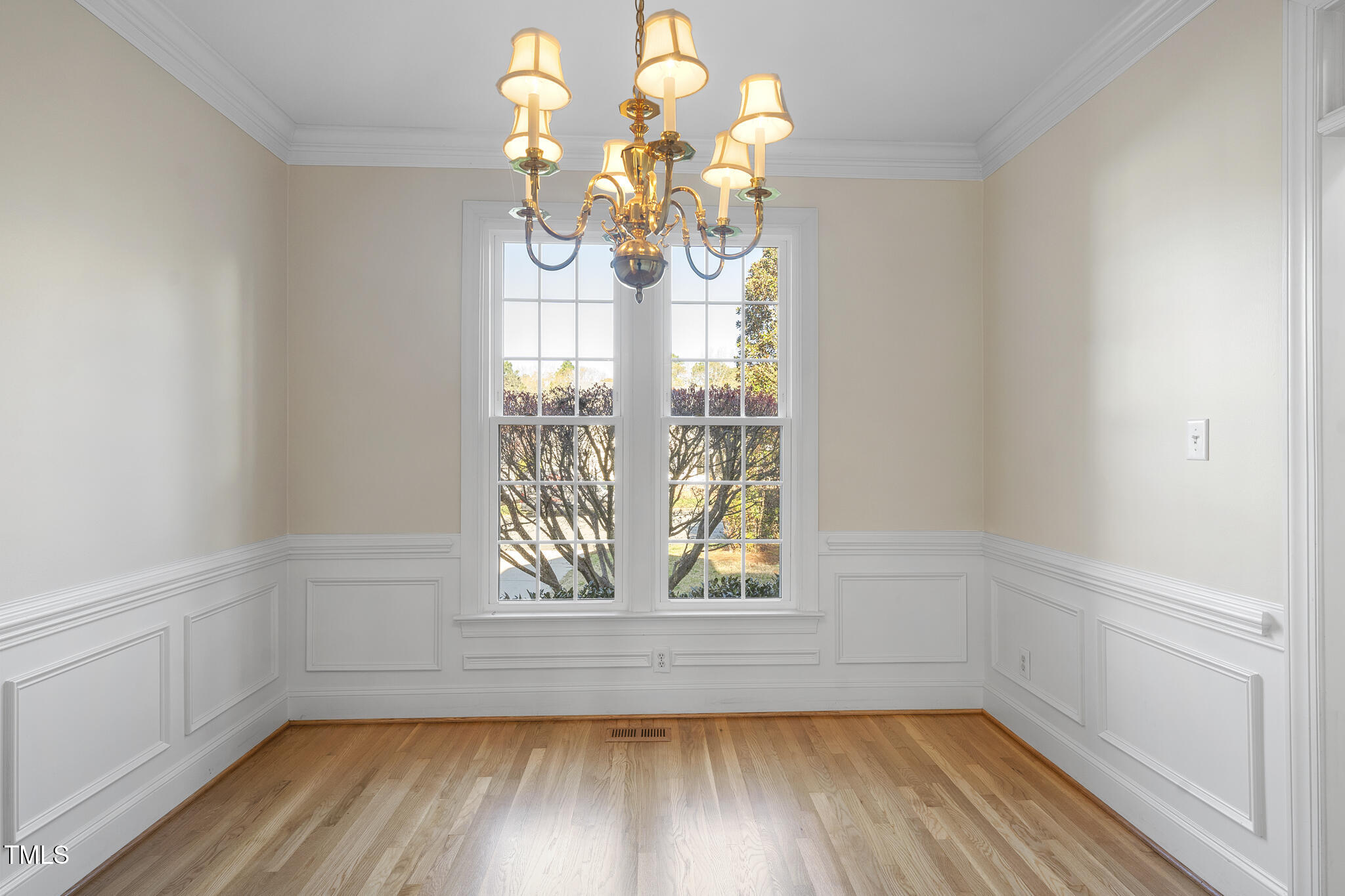 1301 Merrington Circle Raleigh, NC 27615 - Photo 8 of 51 DSC05714