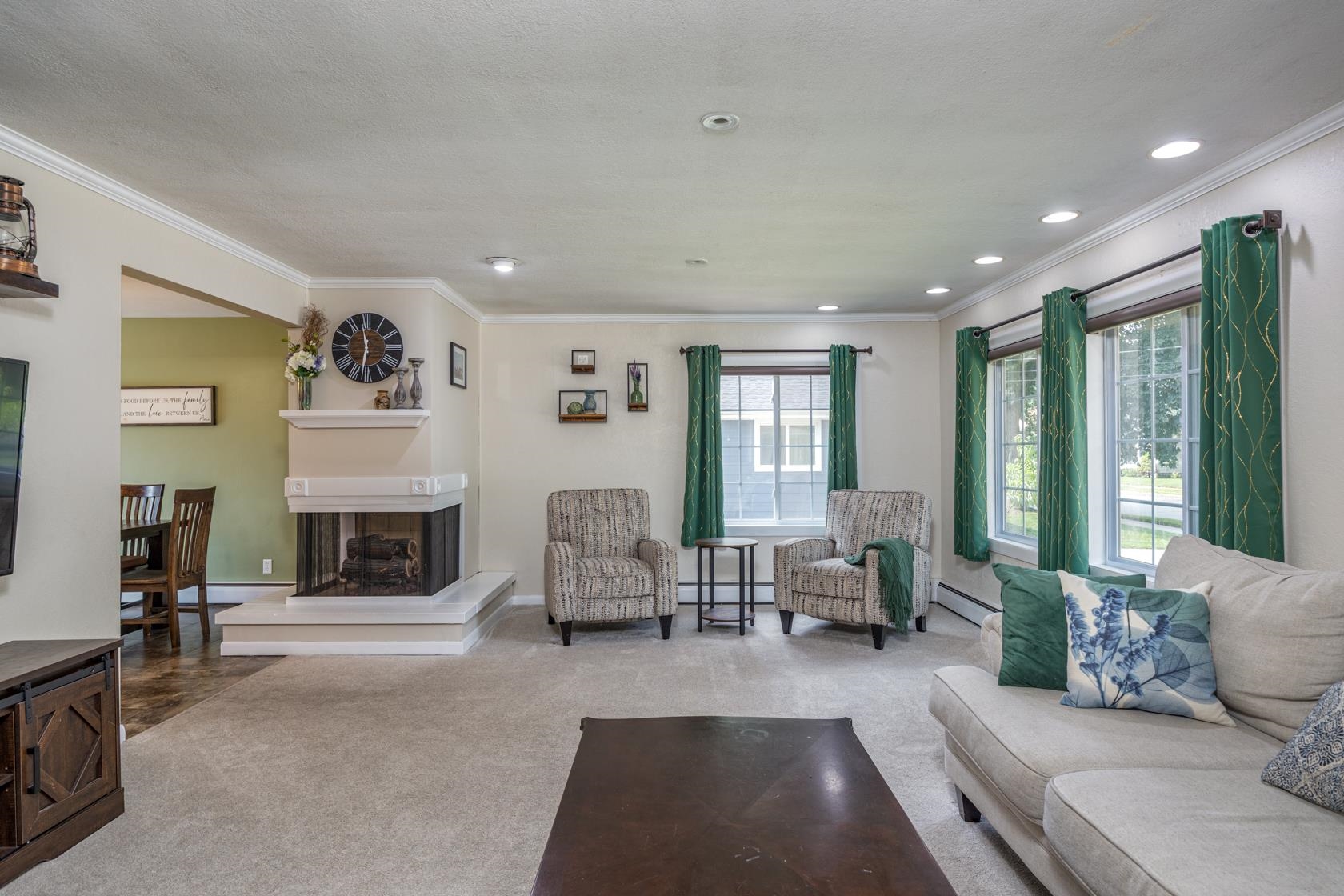 150 South Lee Street Appleton, WI 54915 - Photo 4 of 35