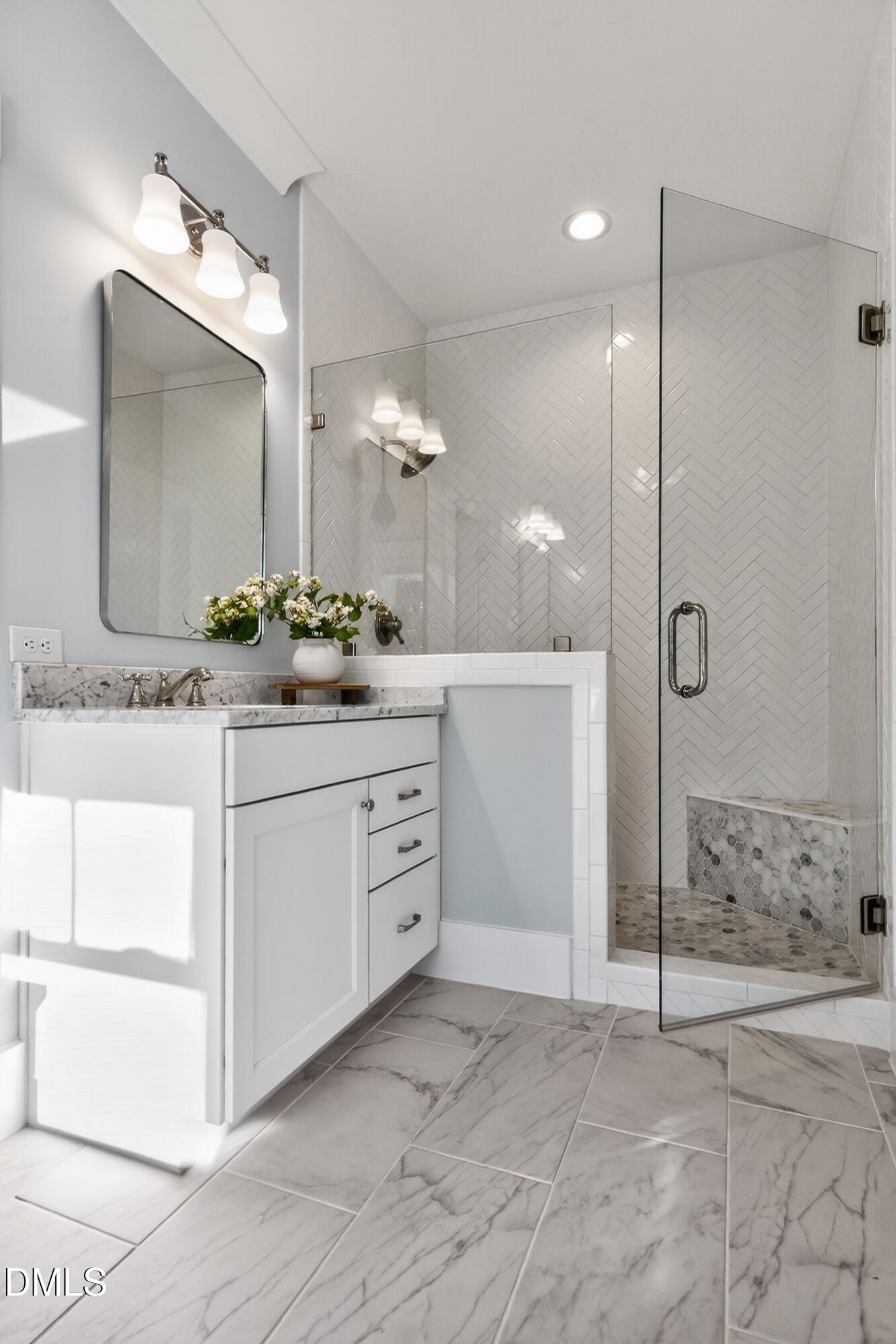 702 Kimbrough Street Raleigh, NC 27608 - Photo 25 of 45 027-original-primary-bath