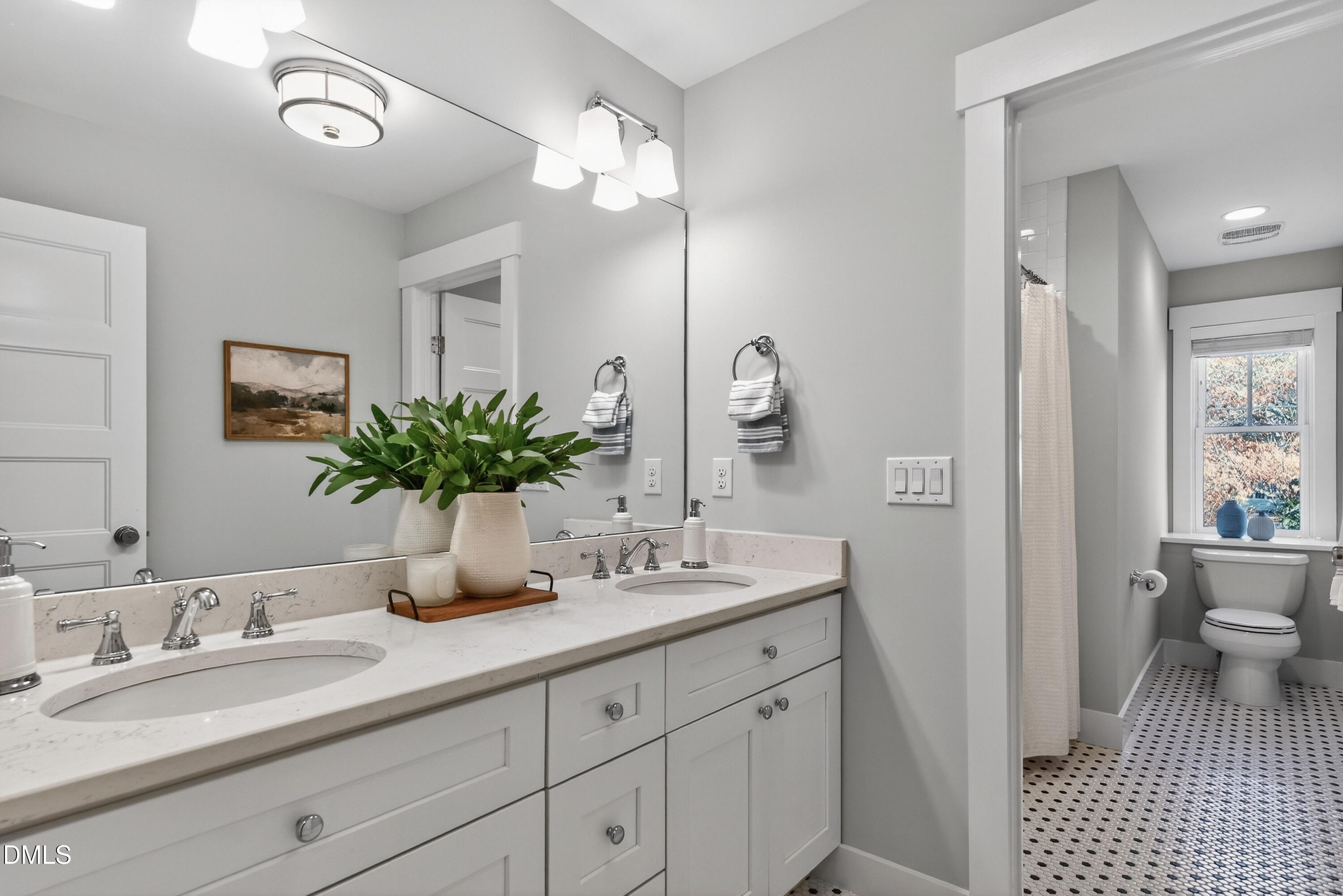 702 Kimbrough Street Raleigh, NC 27608 - Photo 31 of 45 033-original-bathroom