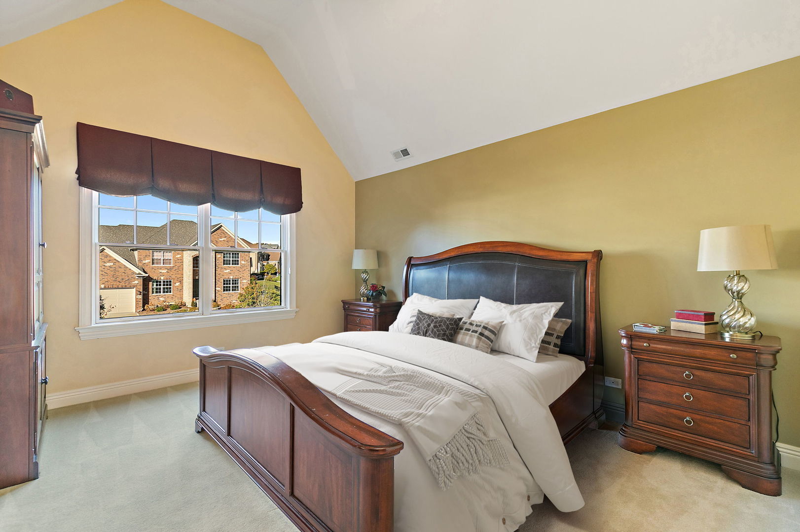 3660 Broadleaf Avenue Elgin, IL 60124 - Photo 33 of 84 a bedroom with a bed and a window