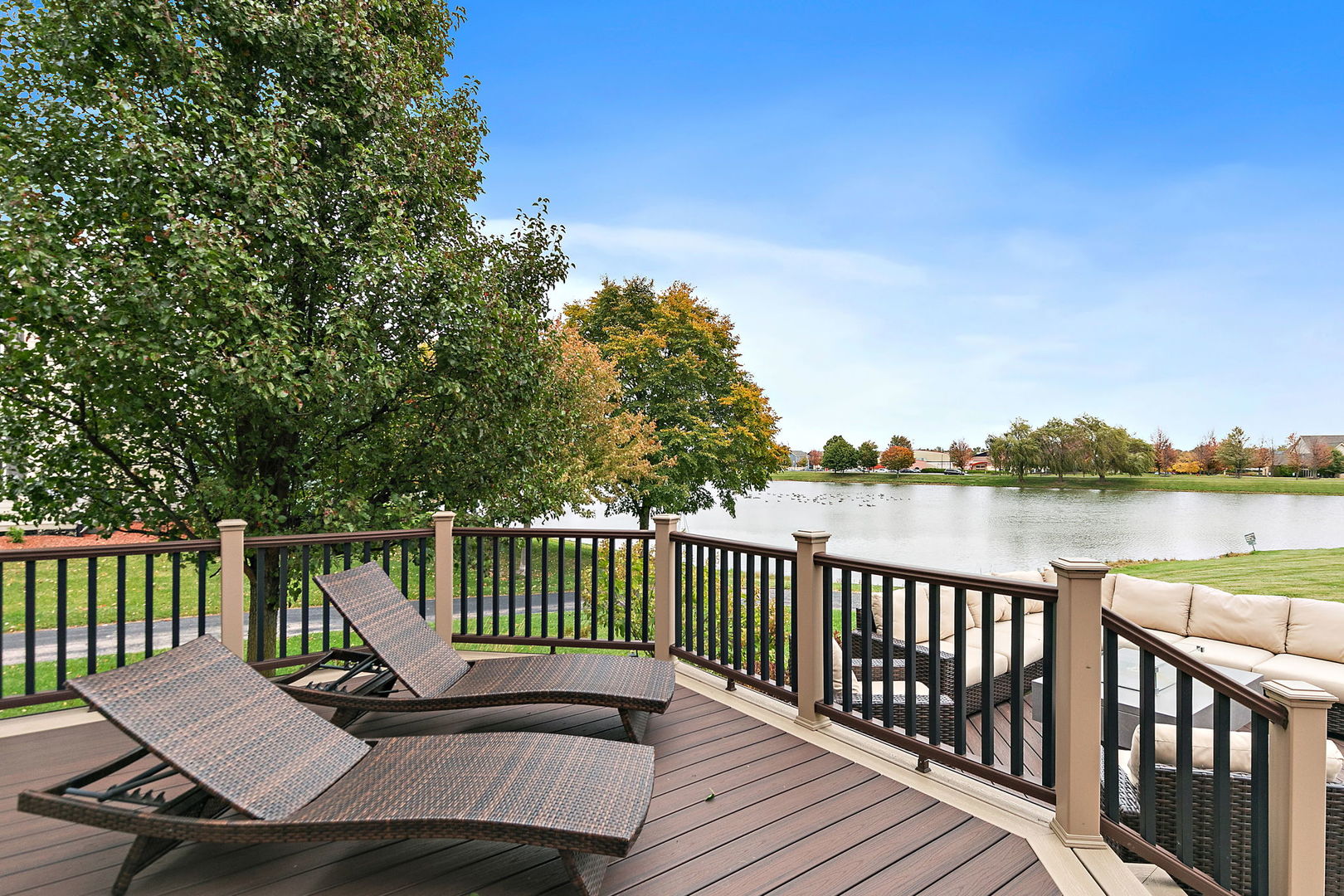 3660 Broadleaf Avenue Elgin, IL 60124 - Photo 56 of 84 a view of a wooden deck with a bench