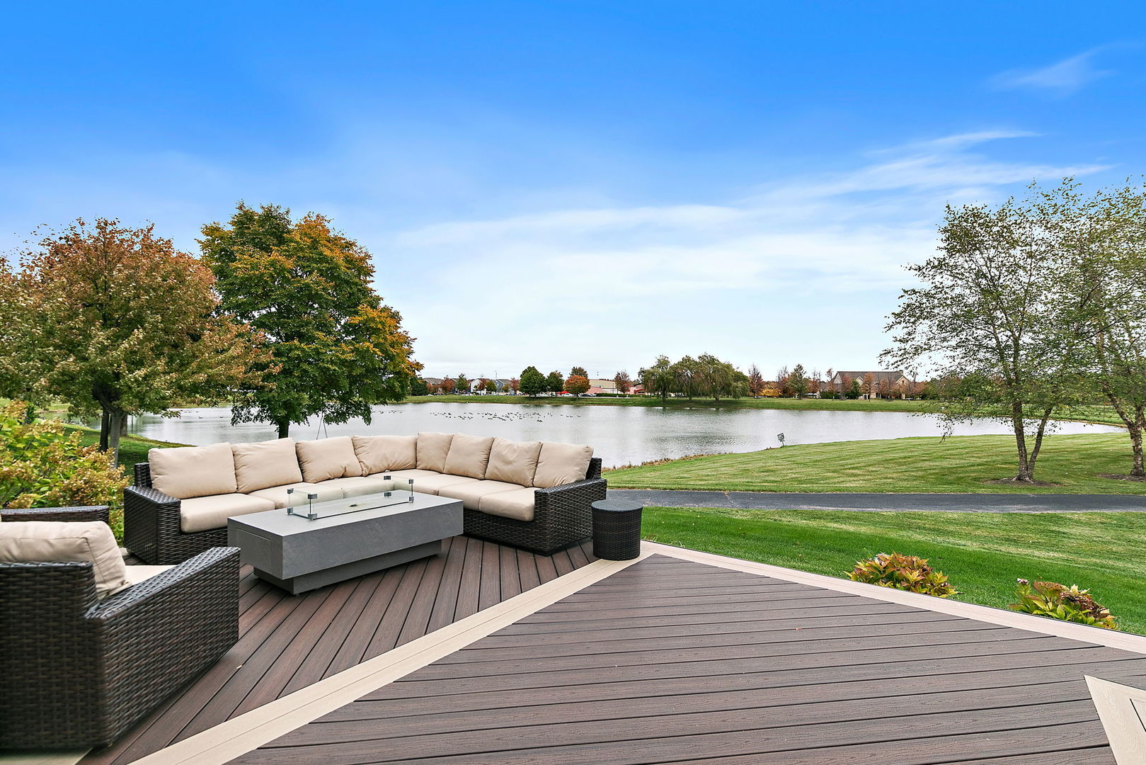 3660 Broadleaf Avenue Elgin, IL 60124 - Photo 58 of 84