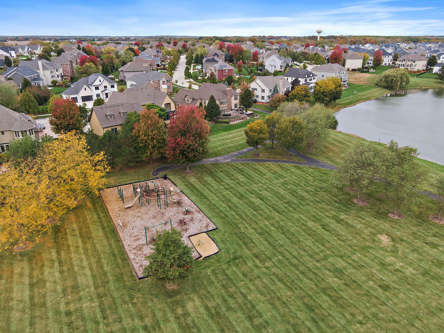 3660 Broadleaf Avenue Elgin, IL 60124 - Photo 78 of 84 an aerial view of a house with a yard