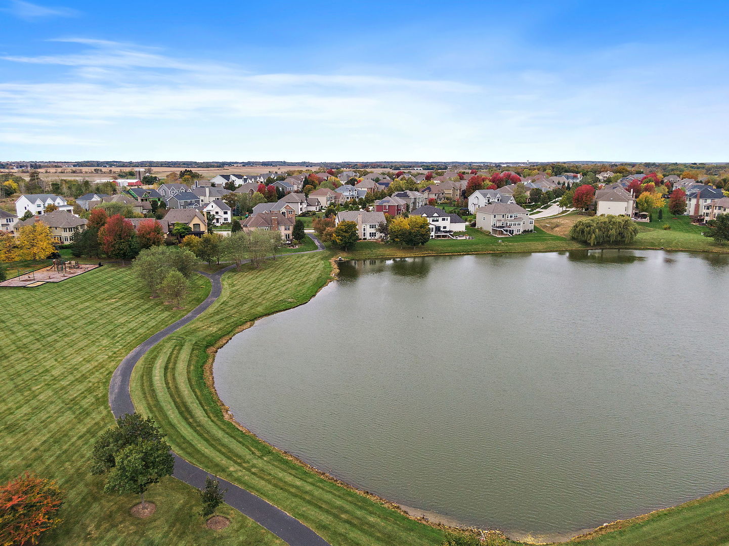 3660 Broadleaf Avenue Elgin, IL 60124 - Photo 84 of 84 a view of a city