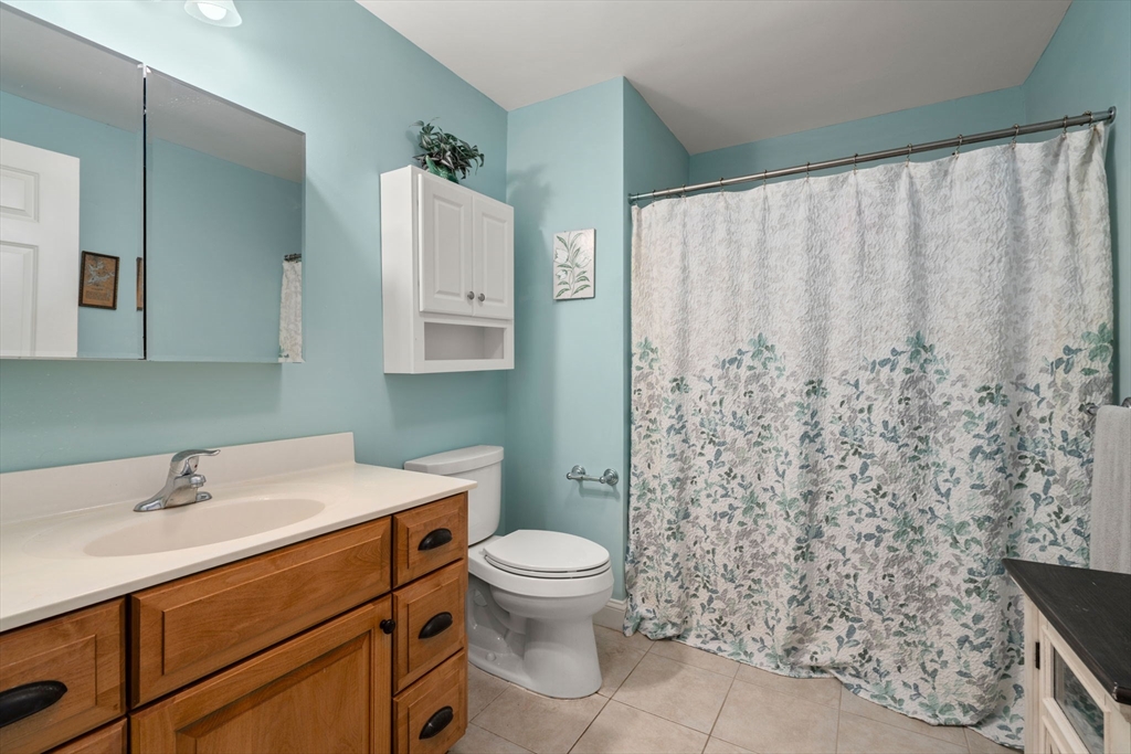 606 Autumn Ridge Drive, Unit 606 Ayer, MA 01432 - Photo 11 of 21