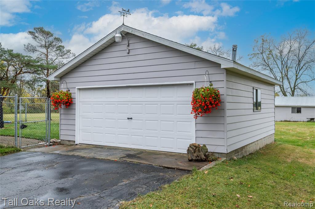 9440 East Potter Road Davison, MI 48423 - Photo 9 of 29 Gallery Image 9