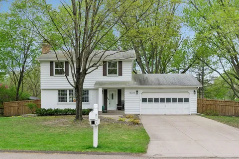 $550,000 | 16408 Norwood Lane, Minnetonka, MN 55345