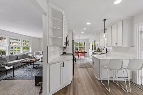 $550,000 | 16408 Norwood Lane, Minnetonka, MN 55345
