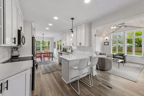 $550,000 | 16408 Norwood Lane, Minnetonka, MN 55345