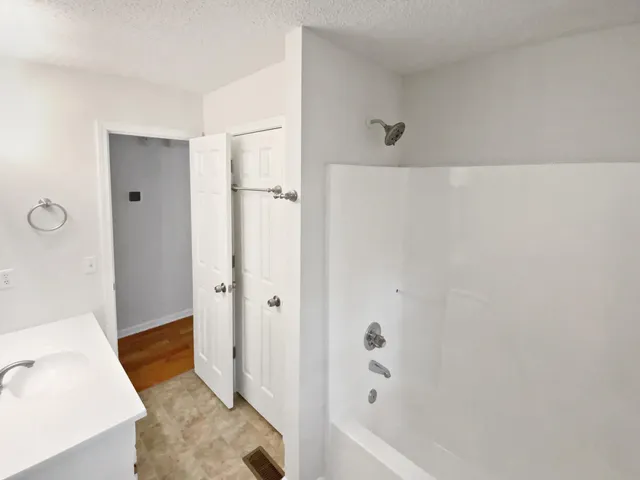 $303,000 | 6110 Hunter Crest Drive, Ooltewah, TN 37363